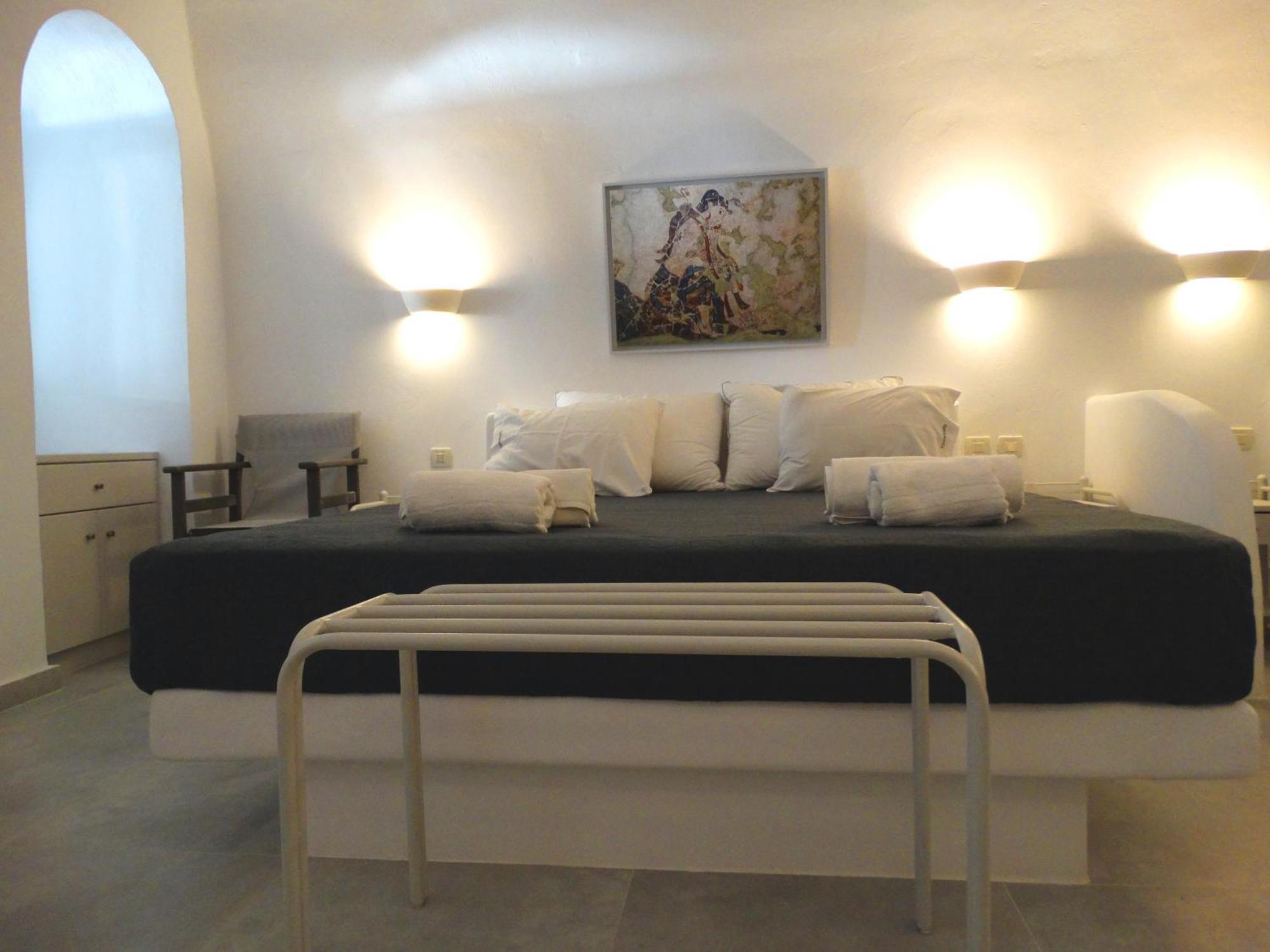 Yposkafo Suites - Villa - Santorini Fira  Eksteriør billede