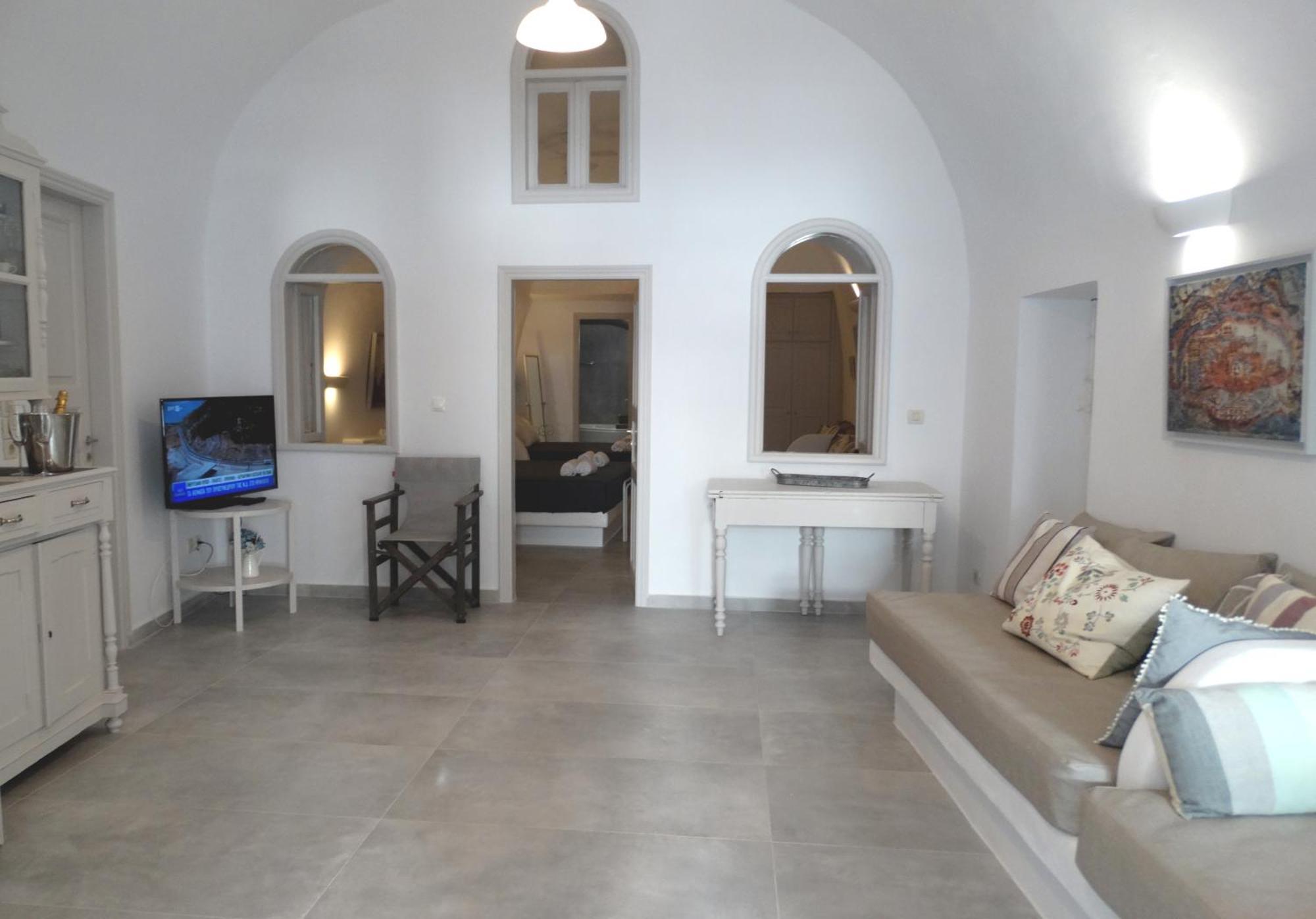 Yposkafo Suites - Villa - Santorini Fira  Eksteriør billede